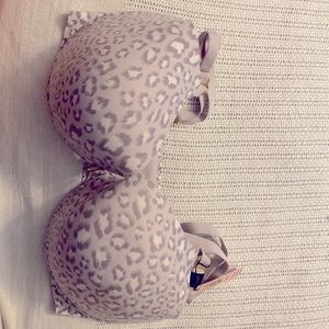 Victorias Secret bra 38DDD cute leopard print